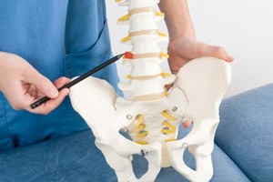 بهبود درد کمر در 2 هفته! فیزیوتراپی در خانه با کمربند آلمانی پلاتینر