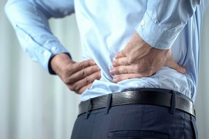 کمردرد داری؟! عمل نکن! فیزیوتراپی در خانه با کمربند آلمانی پلاتینر